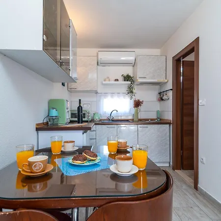 Appartement Apartman Donadina-Dalmatian Heritage House *