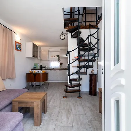 Donadina-dalmatian Heritage House Trogir