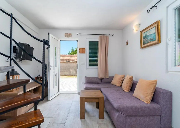 Donadina-dalmatian Heritage House * Trogir